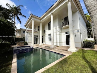 996 Sanibel Dr, Hollywood, FL 33019