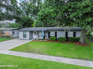2857 Melhollin Dr, Jacksonville, FL 32216