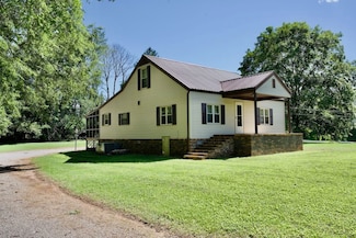 320 Marsh Dr, Sparta, TN 38583