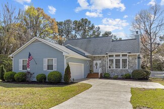 205 Westchester Dr, Morehead City, NC 28557