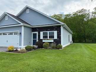 13 Henry Dr, Moosup, CT 06354
