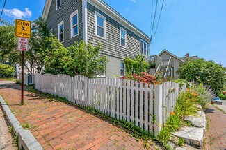28 Summer St, Portland, ME 04102
