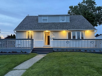 3633 Summer Dr, Wantagh, NY 11793