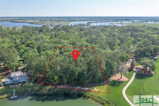 309 Hidden Cove Dr, Richmond Hill, GA 31324