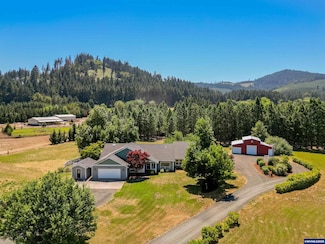 28297 Andrews Ln, Corvallis, OR 97330
