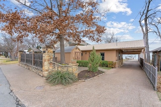 1110 W Lake Dr, Weatherford, TX 76087