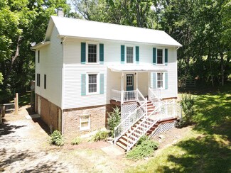 1974 Red Valley Rd, Boones Mill, VA 24065