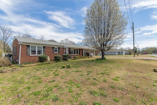 165 Foursquare St, Savannah, TN 38372
