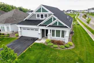 4600 Foxglove Dr, Minnetrista, MN 55331