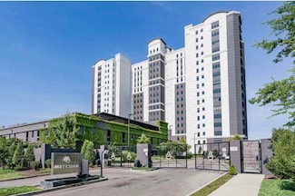 717 S Riverside Dr Unit 707, Memphis, TN 38103