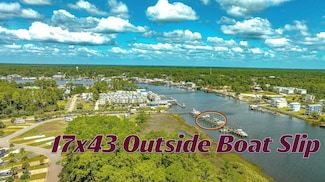 343 E Pass Landing Unit 53, Carrabelle, FL 32322
