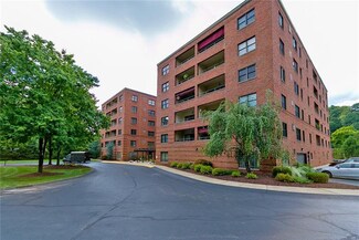 3885 Brookside Ln Unit 107, Murrysville, PA 15668