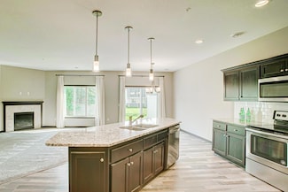 2674 County Road H2, Saint Paul, MN 55112