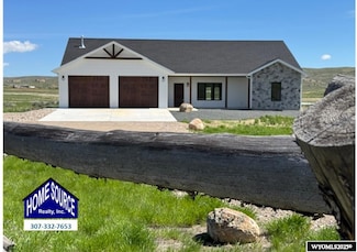 37 Lyons Valley Rd, Lander, WY 82520