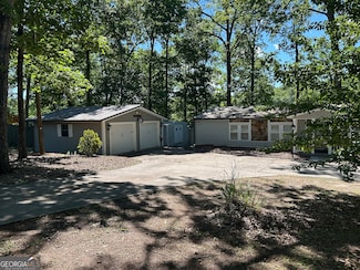 104 N Stewart Ln, Griffin, GA 30224