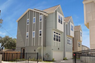 2125 D Hoskins Dr, Houston, TX 77080