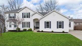 10411 Conway Rd, Saint Louis, MO 63131