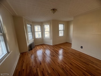 11 Sunset Ave, Newark, NJ 07106