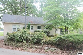 598 Northwest Dr, Hanover, MI 49241