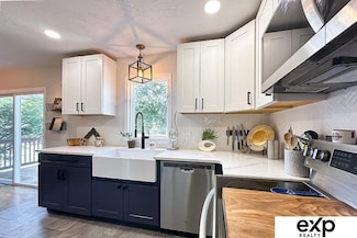 506 E Patton St, Papillion, NE 68046