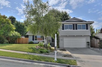 6243 Via de Adrianna, San Jose, CA 95120