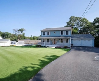 44 Desoto St, Cumberland, RI 02864
