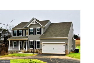 3182 Old Dutch Ln, York, PA 17402