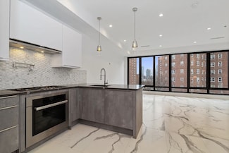 127 Avenue D Unit 4, New York, NY 10009