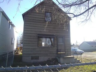 302 97th Ave W, Duluth, MN 55808