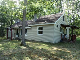 3884 Yellow Gate Trail, Hubbard Lake, MI 49747