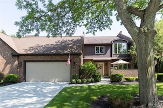 61 Hidden Ridge Common, Buffalo, NY 14221