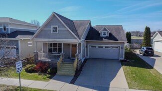 3289 Pleasant St, Sun Prairie, WI 53590