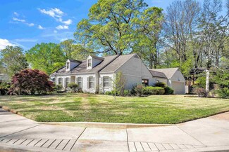 1301 E Rolling Oaks Dr, Memphis, TN 38119