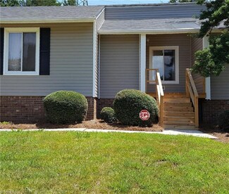 2308 Foxfield Ct, Winston Salem, NC 27106