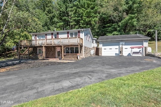 1055 Saint Clairs Creek Rd, Chilhowie, VA 24319