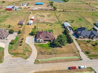 6124 High Meadows Dr, Krum, TX 76249