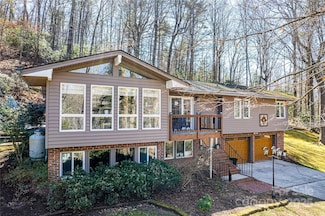 40 Lochencove Ridge Rd, Brevard, NC 28712