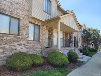 20926 Flora St, Roseville, MI 48066