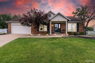 8 Baron Ridge Ct, O Fallon, MO 63366