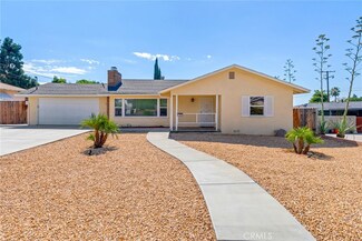 11887 Peach Tree Cir, Yucaipa, CA 92399