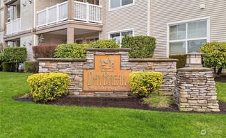 23420 SE Black Nugget Rd Unit D-102, Issaquah, WA 98029