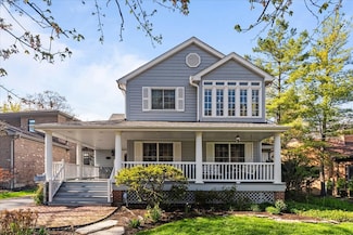 441 Oakland Dr, Highland Park, IL 60035