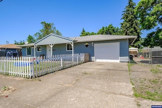 1525 W Oak St, Lebanon, OR 97355