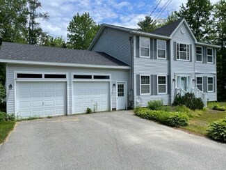 16 Forest Glen Dr, Rockport, ME 04856