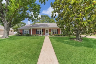 2210 Limerick Ct, Deer Park, TX 77536