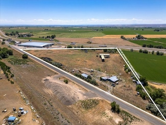 1301 Old Malad River Hwy, Bliss, ID 83314