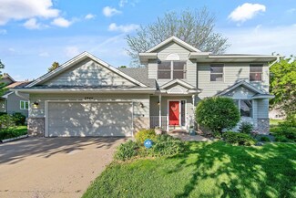 2940 Frank St, Saint Paul, MN 55109