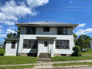 99 E Orvis St, Massena, NY 13662
