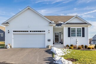 11 Dean Ln Unit 11, Littleton, MA 01460