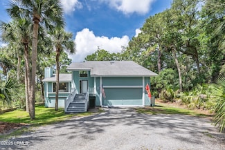 123 Sea Otter Ln, Saint Helena Island, SC 29920